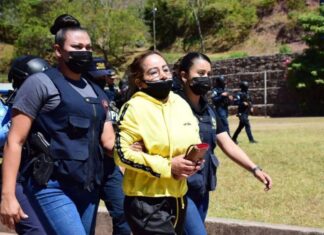 Hondureña María Mendoza será extraditada a EE.UU. por tráfico de inmigrantes