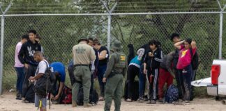Grupos proinmigrantes presentan una demanda legal contra nuevas normas de asilo en EE. UU.