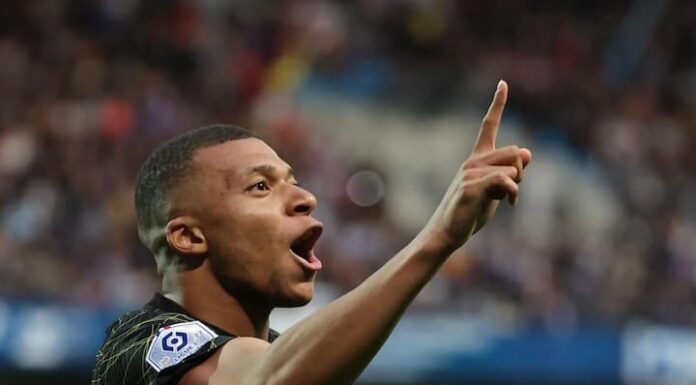 1-3. Mbappe, Vitinha y Fabián acercan el título al PSG