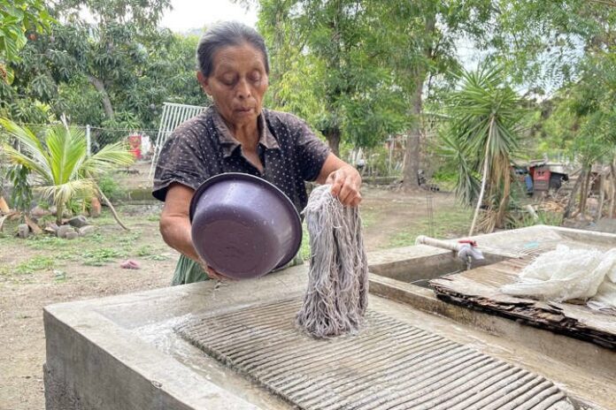 Miles de hondureños alivian la carencia de agua con proyectos de cooperación externa