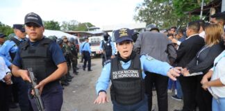 El papa reza por presas muertas por «la terrible la violencia entre bandas» en Honduras