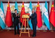 Honduras inaugura su Embajada en China tras establecer relaciones diplomáticas