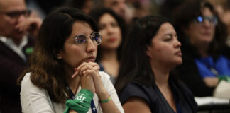 Criminalización y secreto médico: expertas debaten sobre el aborto en Latinoamérica