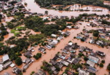 Al menos 8 muertos y 19 desaparecidos por el paso de un ciclón por el sur de Brasil