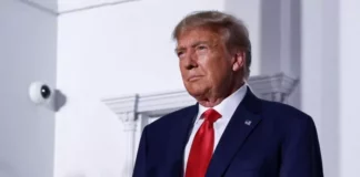 El fiscal encargado de los documentos clasificados de Trump pide aplazar el juicio