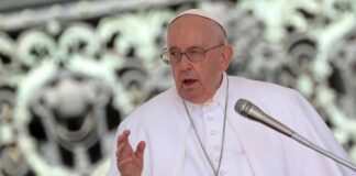 El papa Francisco pide una paz justa y estable para la guerra en Ucrania «que parece no tener fin»