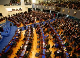 Partido oficialista y aliados aprueban reducir el número de municipios de El Salvador