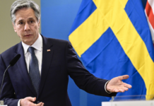 Blinken pide a Serbia y a Kosovo rebajar la tensión de inmediato