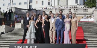 Tom Cruise paraliza Roma con el estreno de «Mission: Impossible 7»