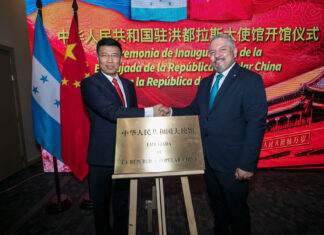 China espera «construir puentes» con Honduras durante la visita de Castro a Pekín