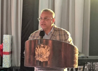 En los momentos más difíciles en la historia de Honduras, los primeros en ayudar siempre han sido nuestros nobles soldados, sostiene Eduardo Maldonado