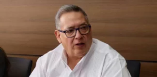 Hijo de la presidenta Xiomara Castro sugiere el despido del ministro Ricardo Salgado por acusar a EEUU de conspirar contra Honduras