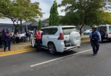 Imparable la ola de violencia en el país, acribillan a un hombre que iba a bordo de camioneta en SPS