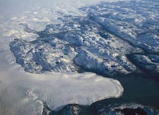 El deshielo obliga a modificar los mapas de las regiones polares de la Tierra