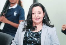 Exministra de Salud Yolani Batres se defenderá en libertad, según su abogada