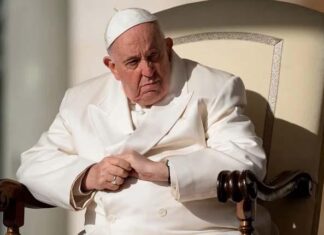 El papa Francisco no celebrará el ángelus y estará hospitalizado al menos toda la próxima semana