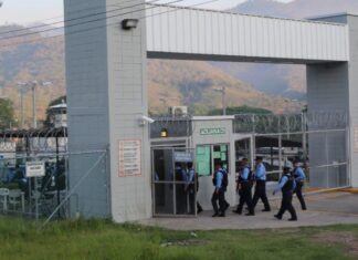 Mas de 60 funcionarios de cárceles quedan a disposición del MP para ser investigados