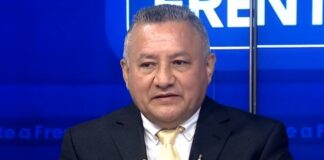 Excomisionado Henry Canales señala que “Interventora Villanueva ha tenido un papel deficiente, la crisis empieza a desarrollarse”