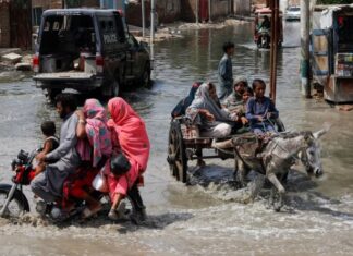 Al menos 27 muertos y 146 heridos por fuertes lluvias en Pakistán