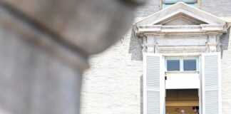 El papa condena la trata de personas, «un crimen que convierte las personas en mercancías»