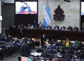 Las tres principales fuerzas políticas siguen sin lograr consenso para elección de autoridades del Ministerio Público