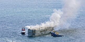 Un muerto y 16 heridos en un incendio en un buque de carga de coches en el Mar del Norte