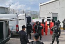 Trasladan a 29 reos peligrosos de cárcel de máxima seguridad a otras prisiones en Honduras