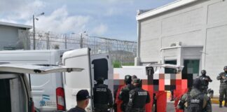 Trasladan a 29 reos peligrosos de cárcel de máxima seguridad a otras prisiones en Honduras