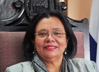 Julieta Castellanos emite carta pública y señala que «Cuando el poder ataca, el débil es el ciudadano»