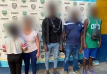 Autoridades hondureñas capturan a «coyote» con 5 migrantes de Ecuador y Senegal