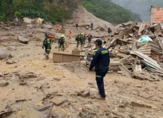 Ascienden a 14 los muertos por la avalancha en el centro de Colombia