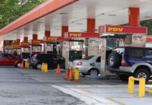 Venezuela pone fin al suministro de combustible gratuito para el sector industrial