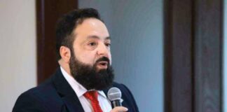 Policía Nacional investiga la presunta colocación de vidrio molido en los alimentos del titular del Congreso, Luis Redondo