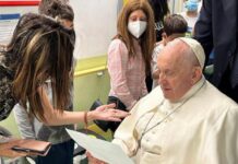 El mensaje del Papa a un joven homosexual y trans llamado Jonás: “El Señor nos ama tal y como somos”