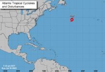 La tormenta subtropical Don deambula en medio del Atlántico