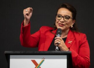 Presidenta Xiomara ofrece más socialismo a Honduras