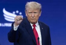 Donald Trump está citado mañana en un tribunal de Florida, pero pidió no estar personalmente