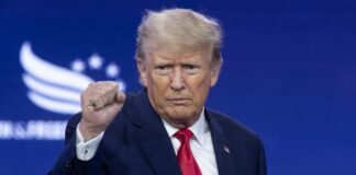 Donald Trump está citado mañana en un tribunal de Florida, pero pidió no estar personalmente