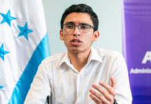 Director de Aduanas presenta denuncia ante el MP relacionada a un proceso de licitación millonario adjudicado en anteriores administraciones