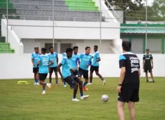 Rueda convoca a 30 jugadores de Honduras para amistoso contra Guatemala y Liga de Naciones