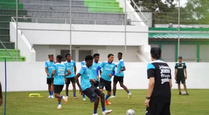 Rueda convoca a 30 jugadores de Honduras para amistoso contra Guatemala y Liga de Naciones