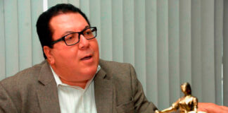 Abogado Juan Carlos Barrientos manifiesta que la Ley de Fondo Departamental debió ser derogada con 86 votos, de lo contrario es inconstitucional