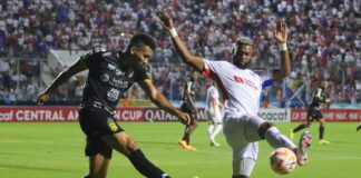 Olimpia y el Club Atlético Independiente empatan 1-1 en el comienzo de la Copa Centroamericana