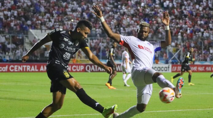 Olimpia y el Club Atlético Independiente empatan 1-1 en el comienzo de la Copa Centroamericana