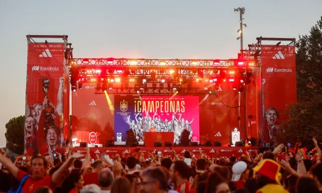 Las campeonas del mundo ya están en España para celebrar el título junto a su afición