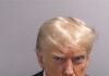 Donald Trump regresa a Twitter con su foto bajo arresto policial
