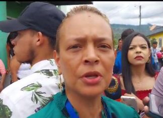 Por amenazas a muerte, la presidenta de la Asociación de familiares de privados de libertad abandonará el país