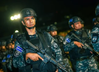 Nayib Bukele establece un cerco de 8.000 soldados y policías en zona salvadoreña para evitar la salida de pandilleros