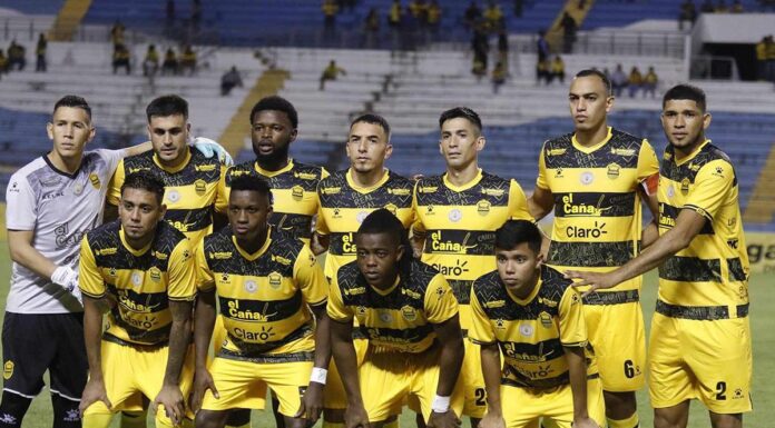 Real España queda virtualmente eliminado de la Copa Centroamericana de Concacaf tras perder contra el Herediano