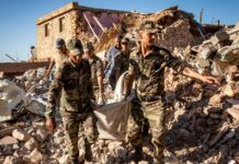 Los afectados por el terremoto en Marruecos miran al cielo por temor a las lluvias